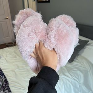 Lauren Conrad fuzzy slippers